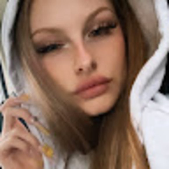 Meet your Posher, Cameron - Picture 1 of 1